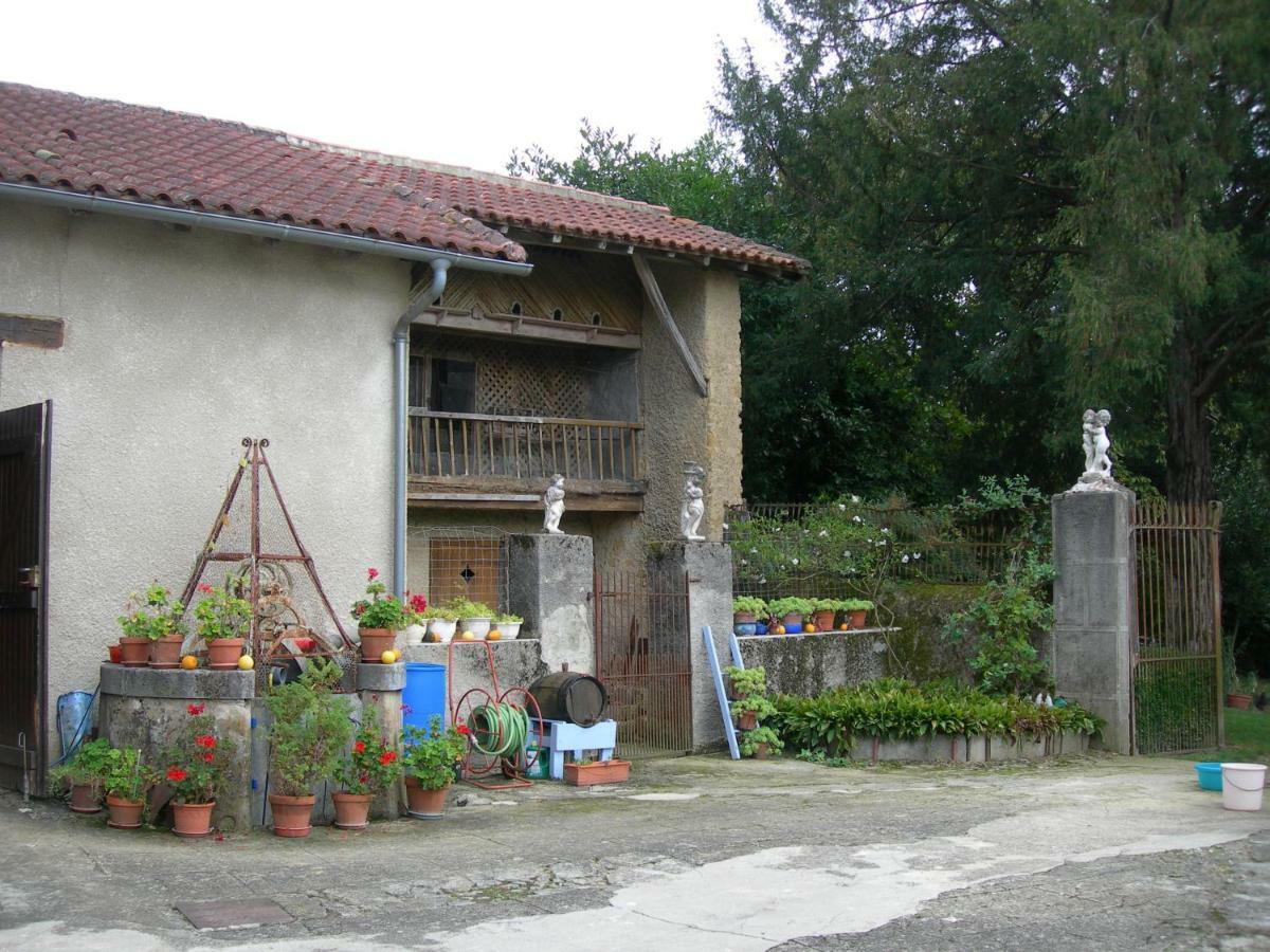 Bed and Breakfast Sous la Glycine à Miélan Extérieur photo